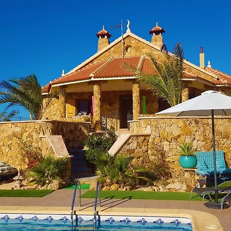 Charming La Mar Villa *